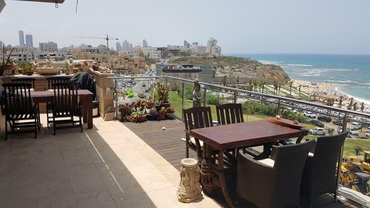 Апартаменты Jaffa Family Penthouse, Sea Front , 3Br, 2Ba, Тель-Авив Экстерьер фото